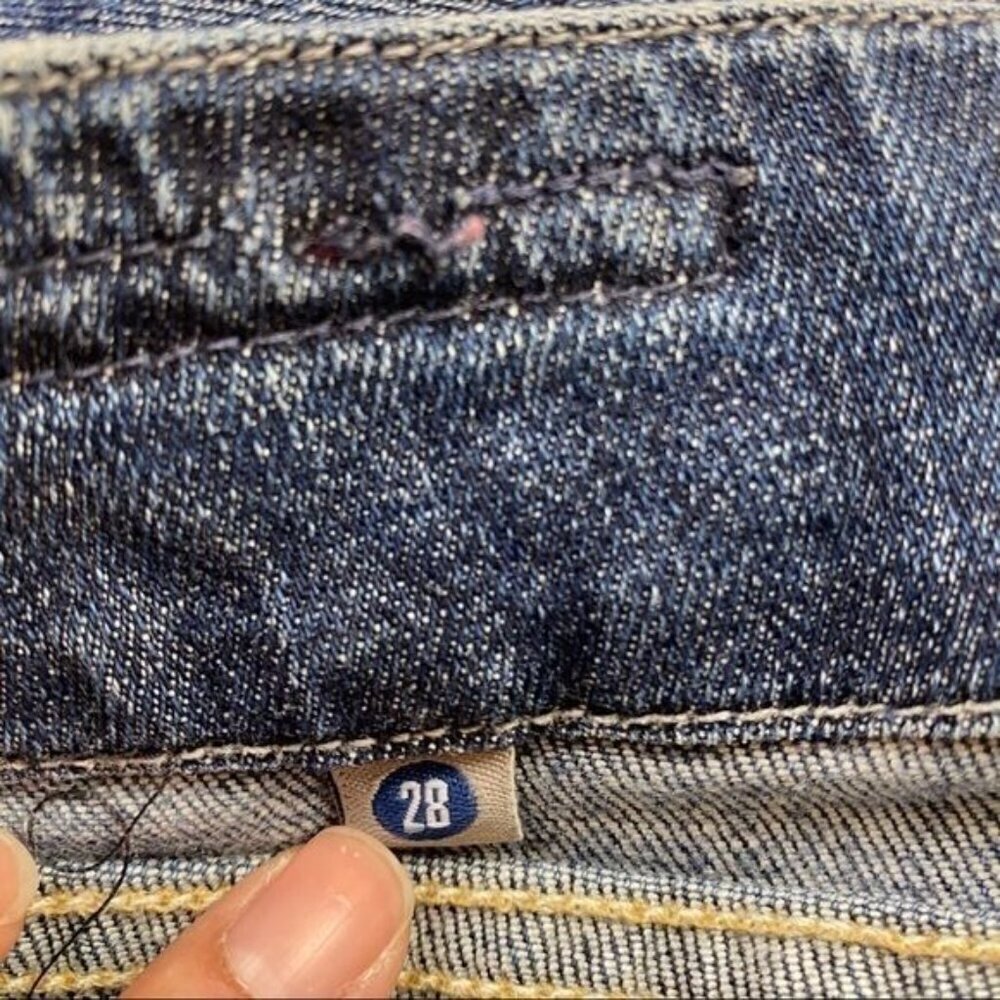 Citizens of Humanity Distressed Denim Skinny Jean - Picture 14 of 14